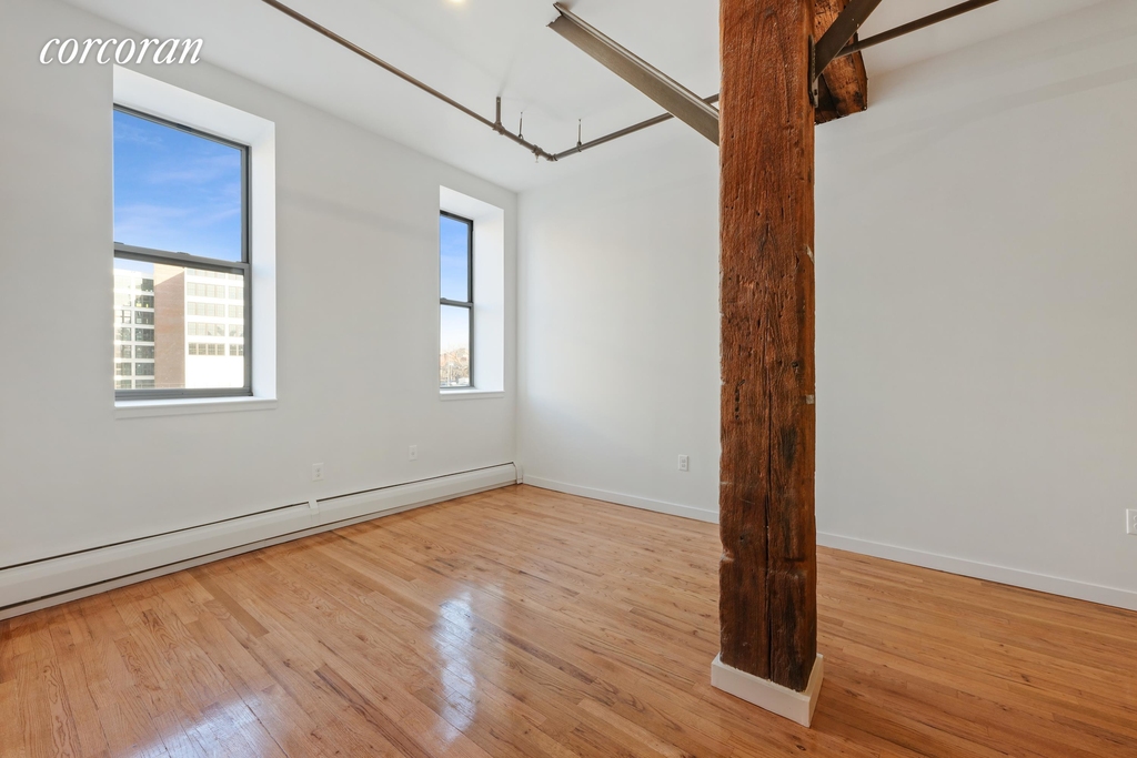 275 Park Avenue - Photo 1