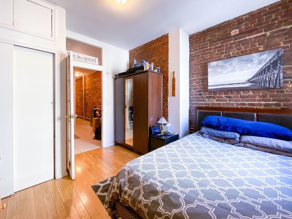 213 East 5th Street - Photo 8