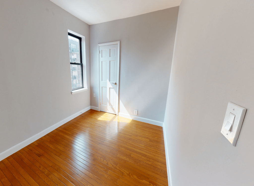 152 Ridge Street - Photo 7