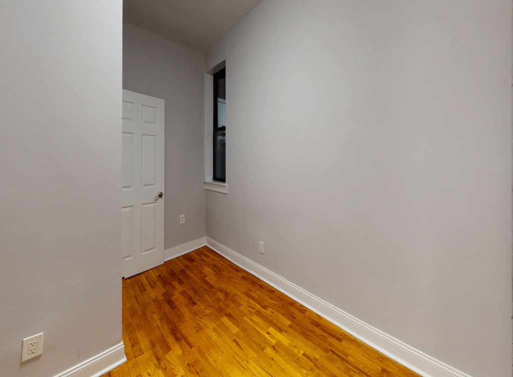 154 Ridge Street - Photo 3