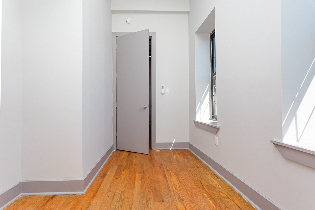 292 Bedford Avenue, Brooklyn, NY 11249 - Photo 7