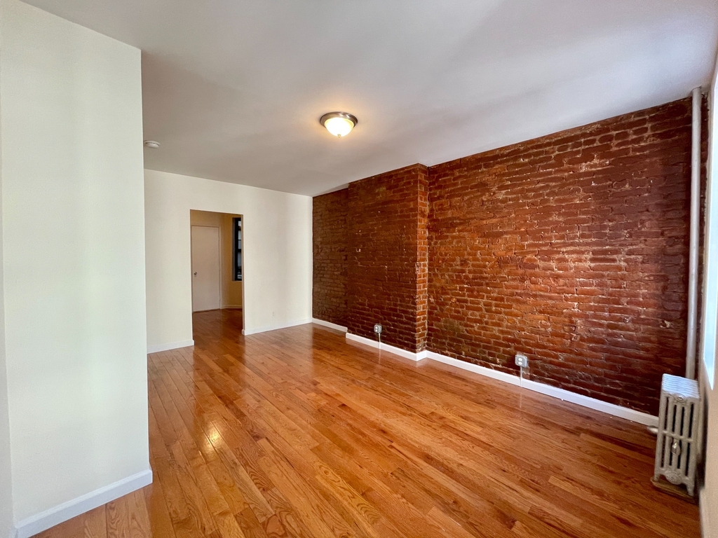 425 East 114th Street - Photo 1