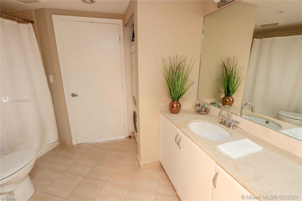 1750 N Bayshore Dr - Photo 10