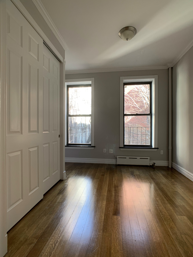 10th Avenue and West 49th Street - Photo 5