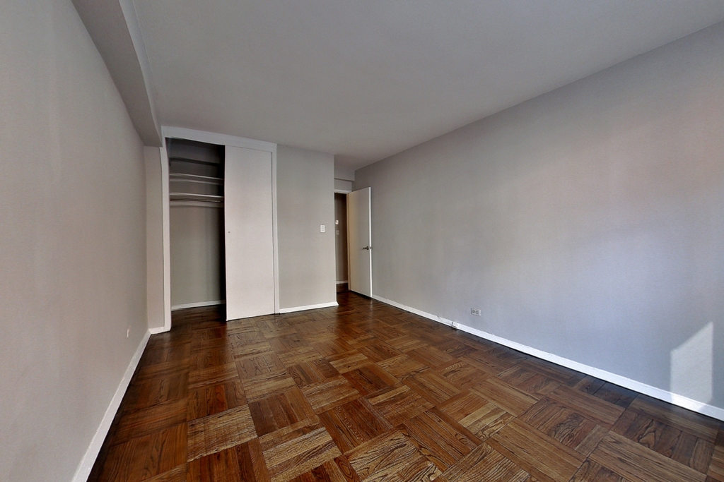 340 East 58th Street - Photo 2