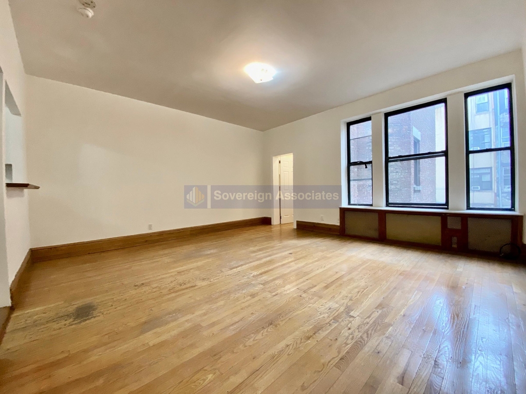 302 West 107th Street - Photo 8