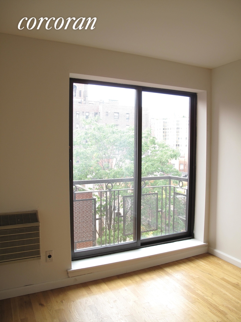 East 89th Street - Photo 2