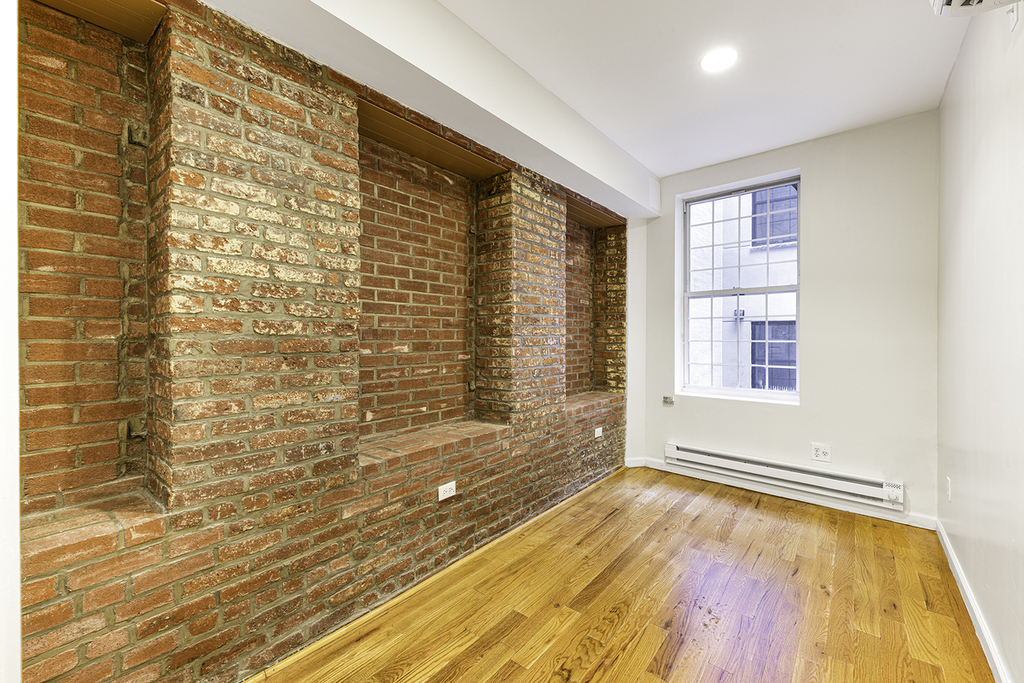 178 Stanton Street - Photo 2