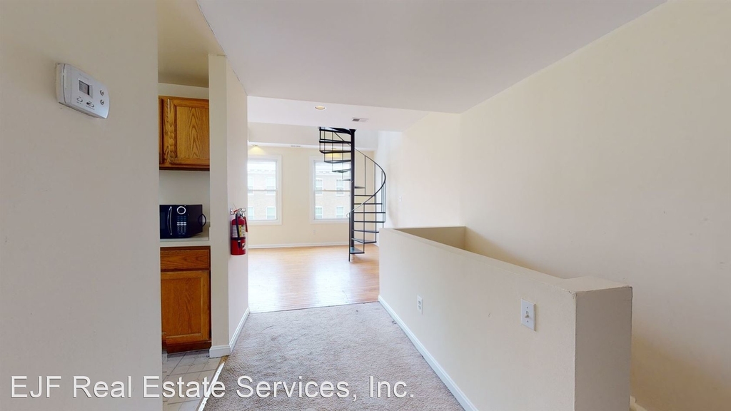 1647 Fuller Street Nw - Photo 2