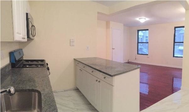 75 Lexington - Photo 2