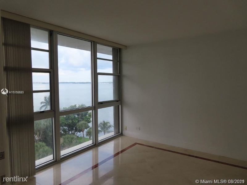 2451 Brickell Ave - Photo 10