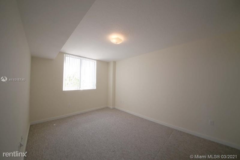 601 Ne 23 St - Photo 11