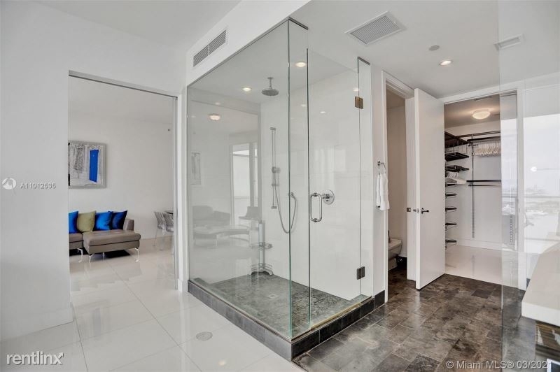 1100 Biscayne Blvd - Photo 9