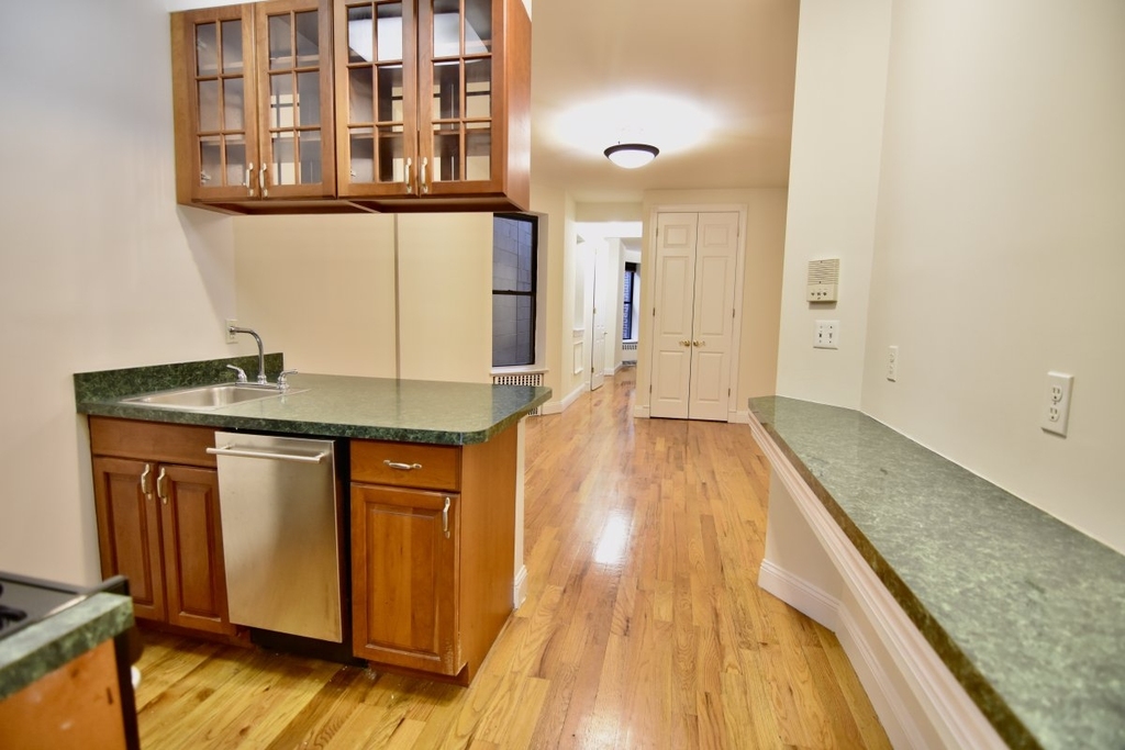 360 West 119th Street - Photo 5