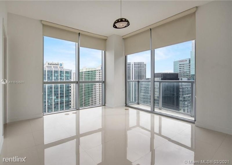 1060 Brickell Ave, Miami Fl - Photo 1