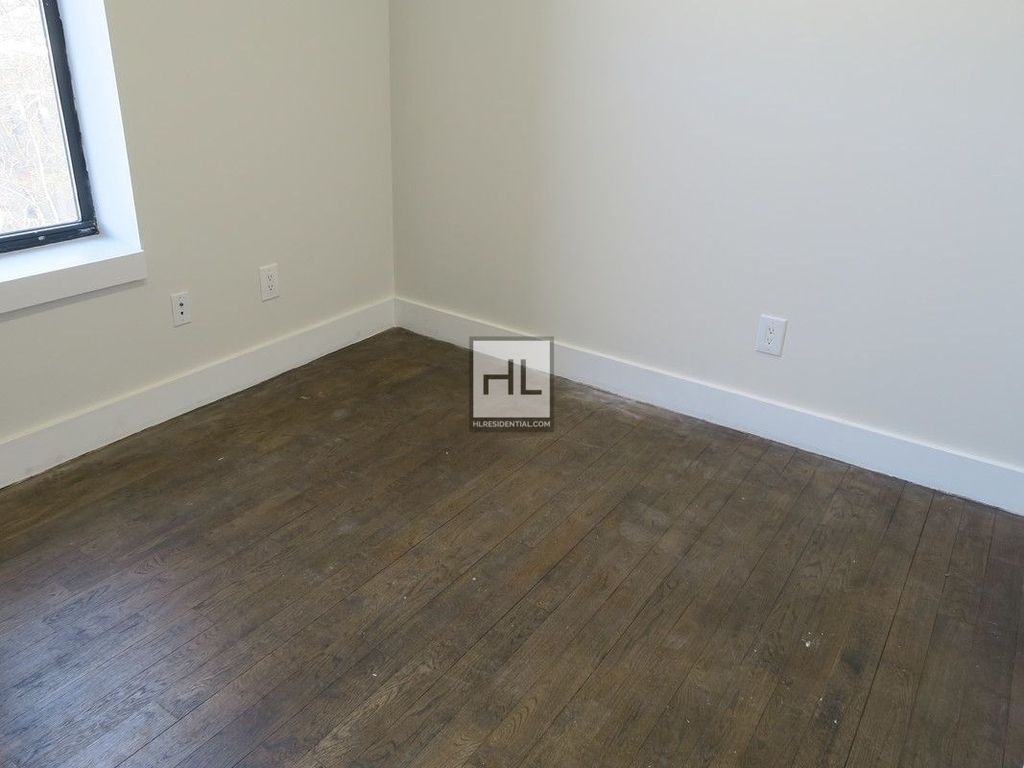 474 Lafayette Avenue - Photo 5