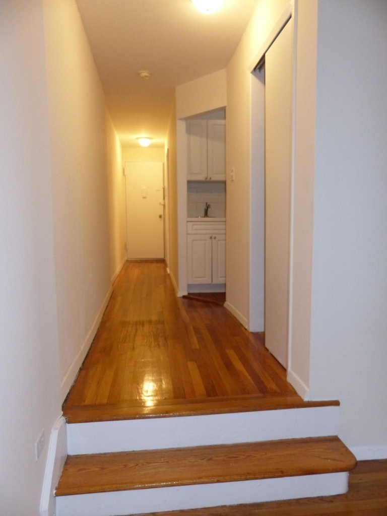 143 West 69th Street - Photo 6