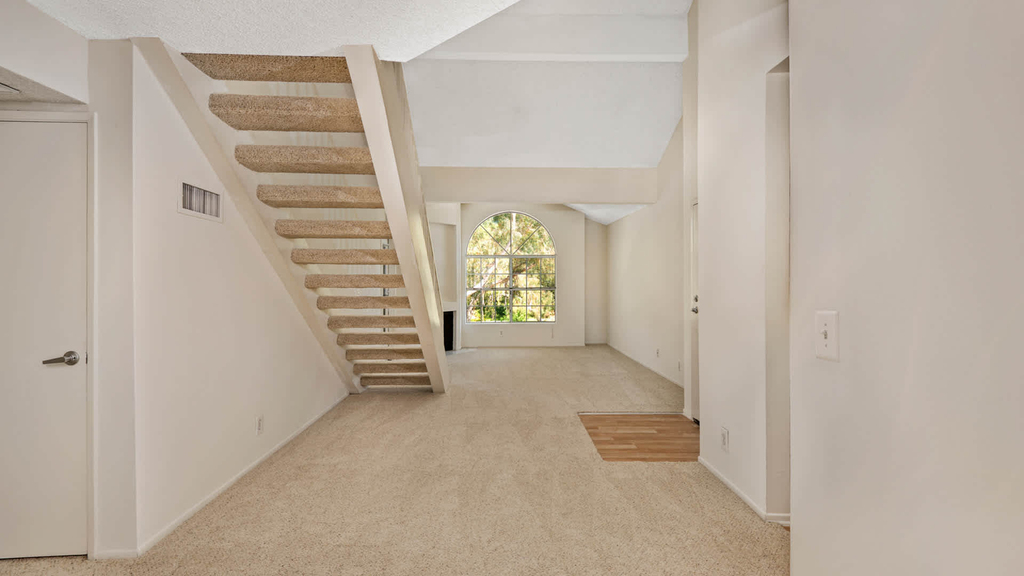 24452 West Valencia Blvd. - Photo 4