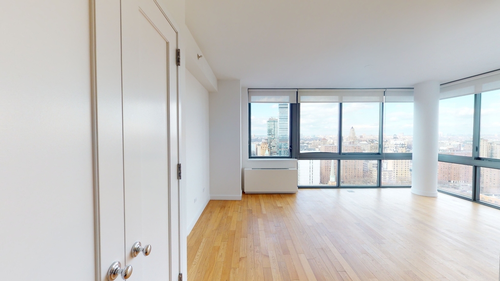 808 Columbus Avenue - Photo 8