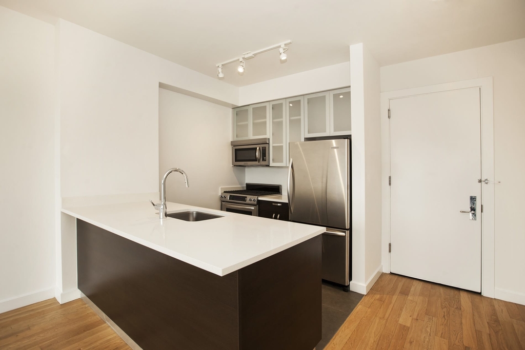 805 Columbus Avenue - Photo 7