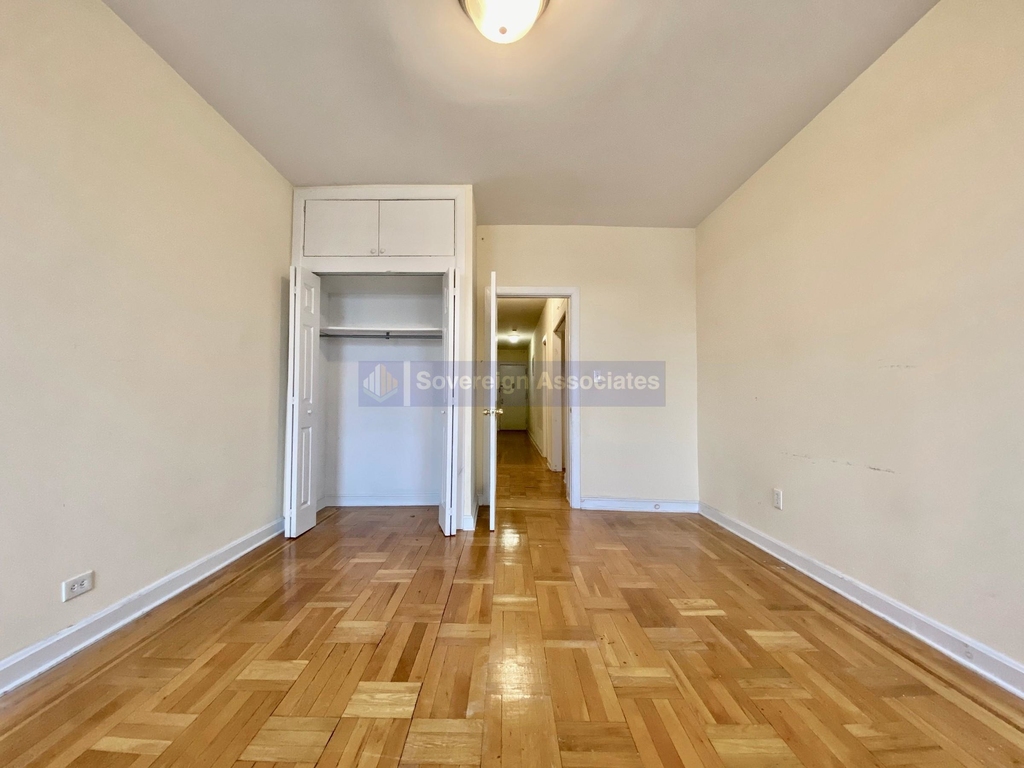 590 Fort Washington Avenue - Photo 3