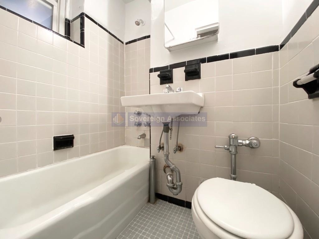 936 West End Avenue - Photo 6