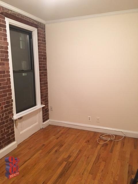 273 W 10th St. - Photo 2