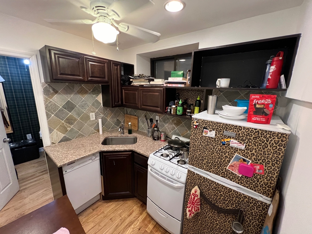 57 Clinton Street - Photo 5