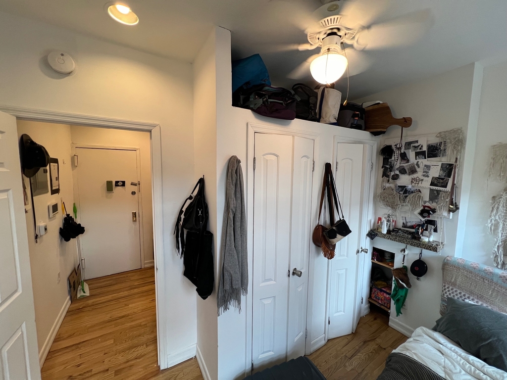57 Clinton Street - Photo 2