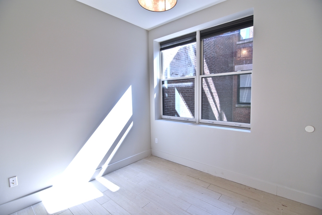 272 West 139th Street - Photo 3