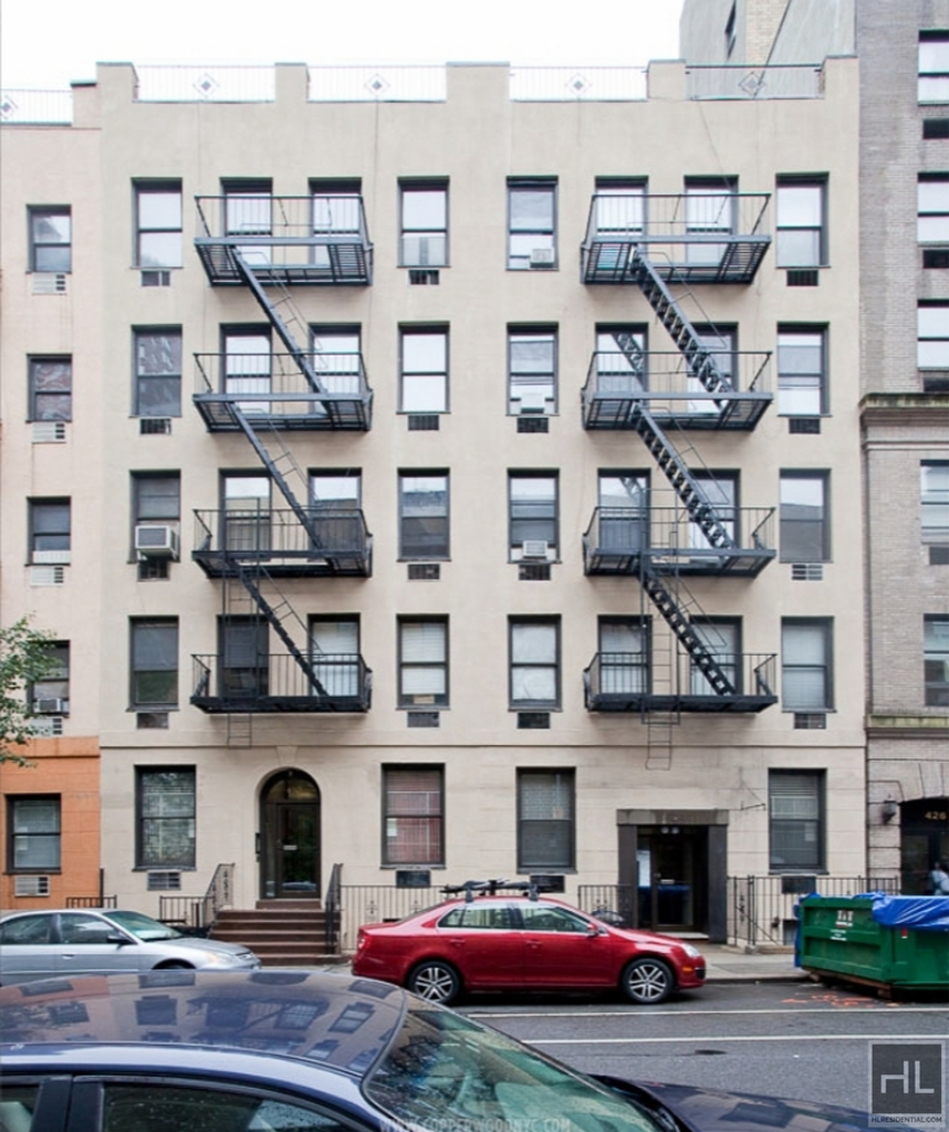 East 89 Street - Photo 5