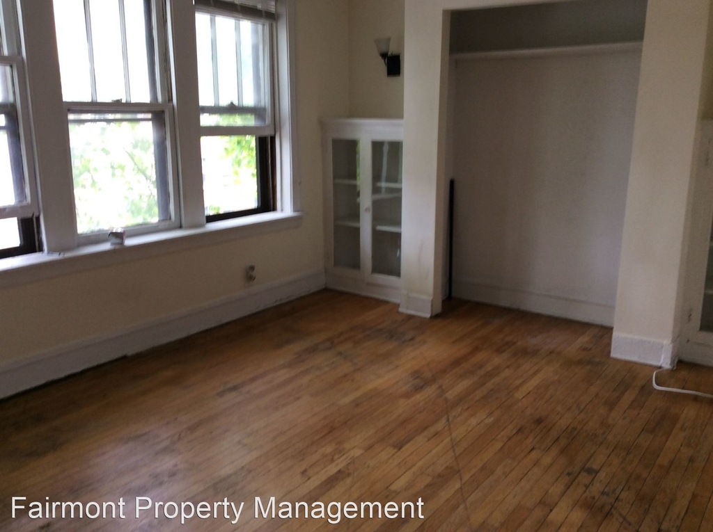 3547 N. Claremont Unit 2 - Photo 2