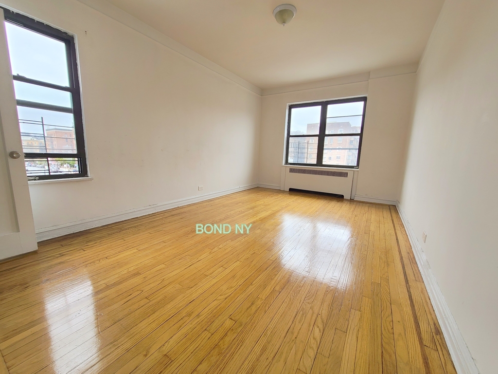 4960 Broadway - Photo 4