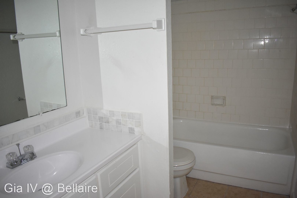 6120 Bellaire Blvd. - Photo 9