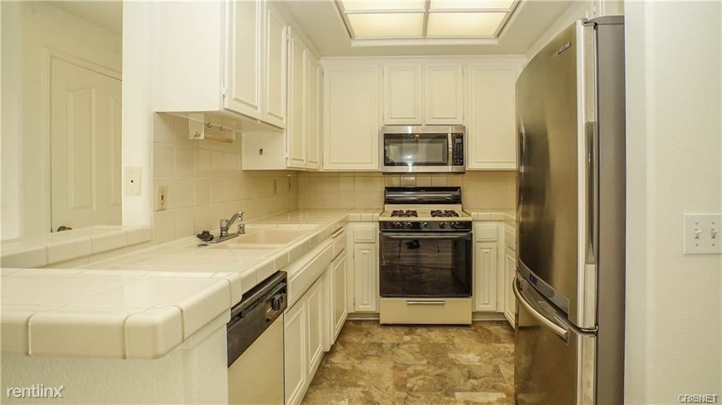 14415 Benefit St Apt 302 - Photo 3