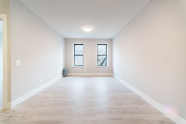 561 Lenox Avenue - Photo 2