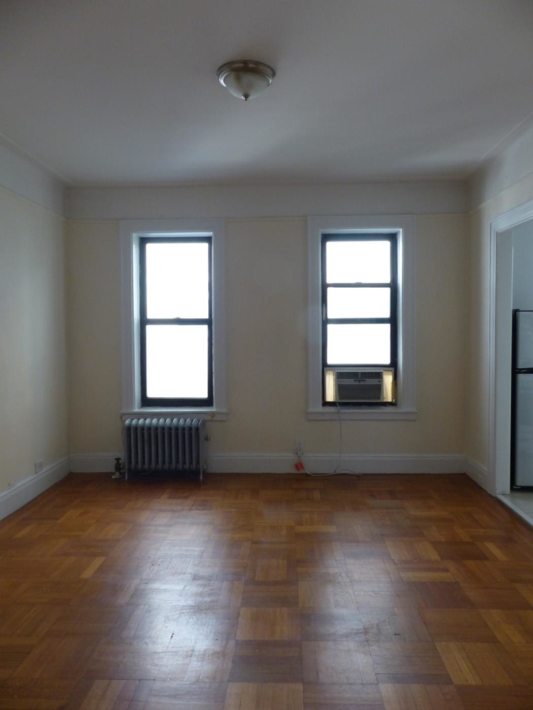 325 W 71st Street - Photo 0