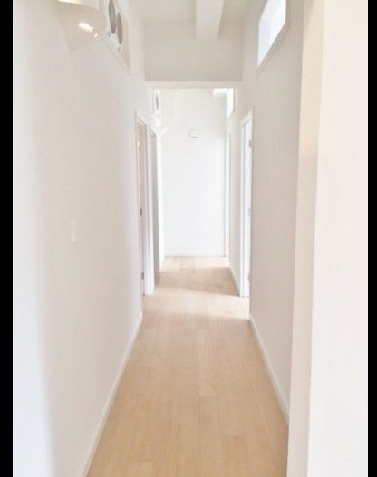 220 East 22nd Street - Photo 2