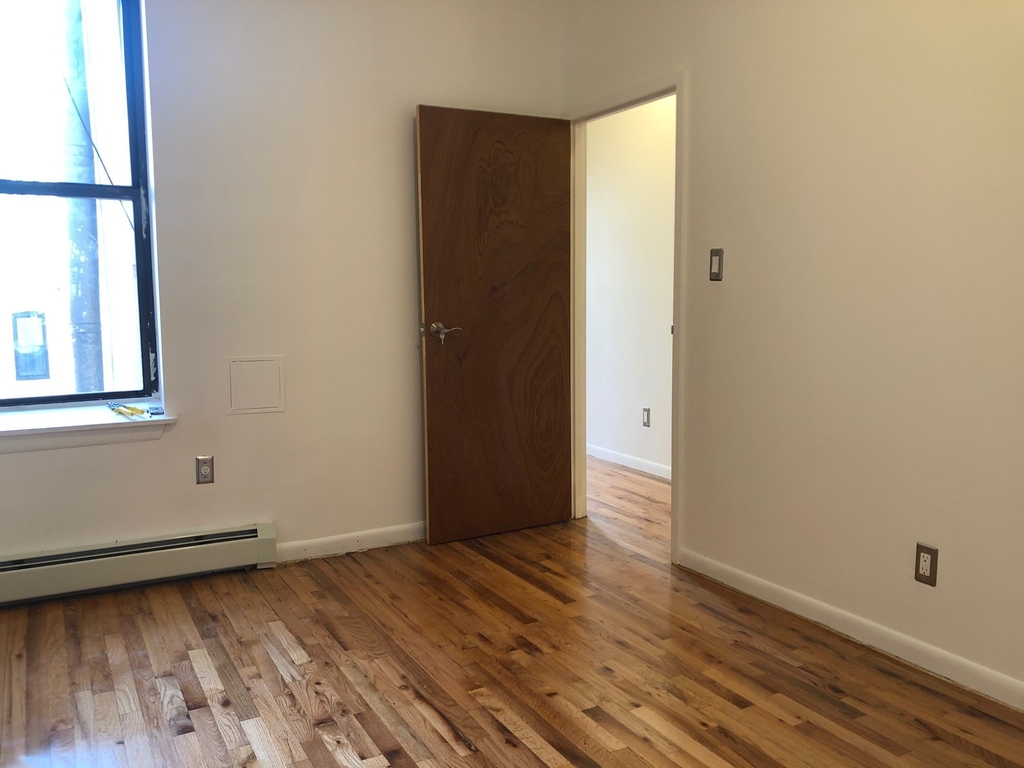 1342 Hancock Street - Photo 7