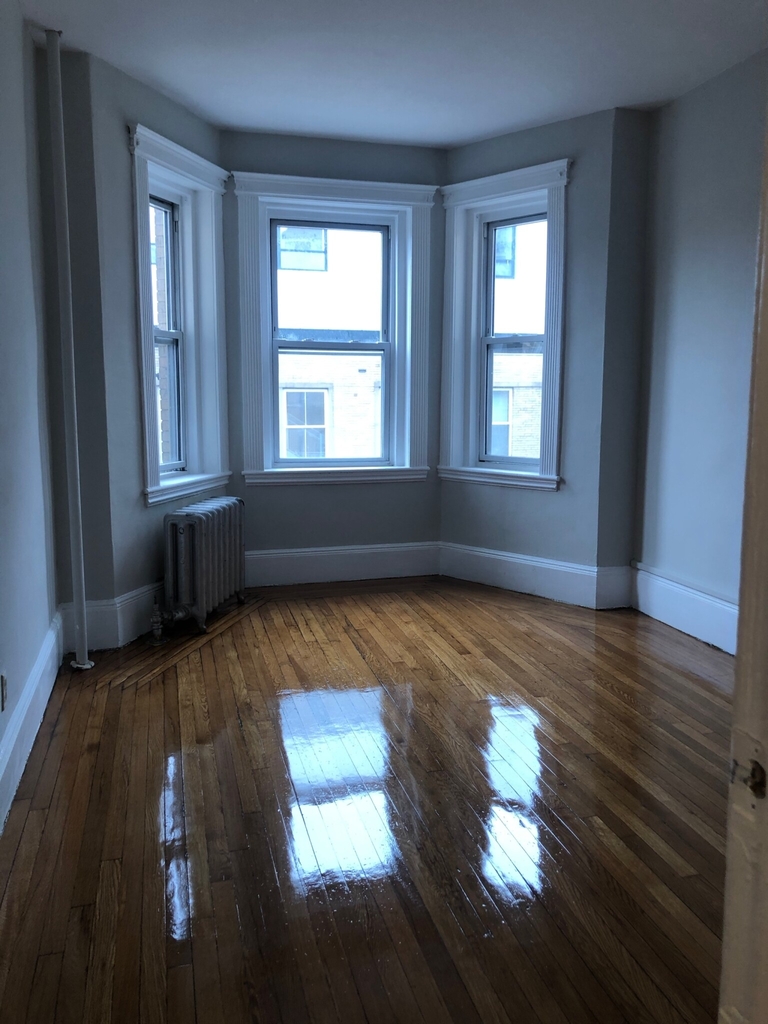 41 Hemenway St. - Photo 2