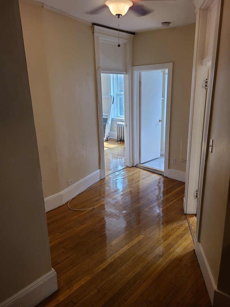 41 Hemenway St. - Photo 6