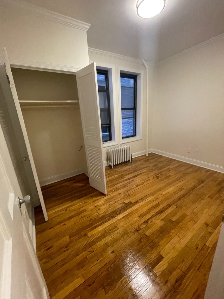 209 West 102nd Street - Photo 5