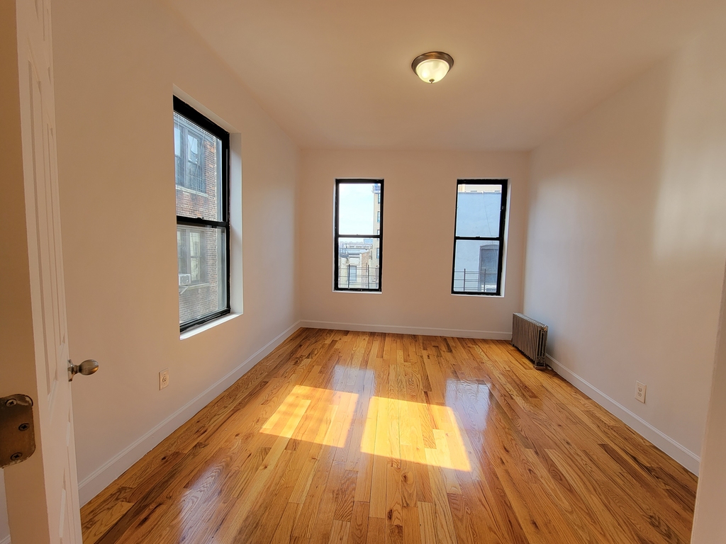 600 West 150th Street - Photo 8