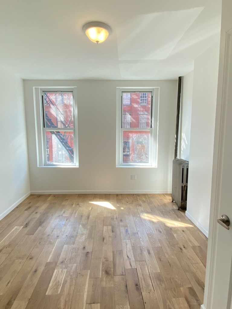 255 West 12th Street - Photo 0