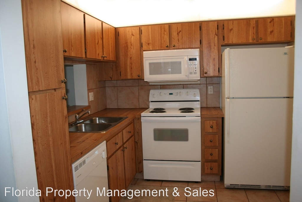 2455 Nw 89th Drive #211 - Photo 2