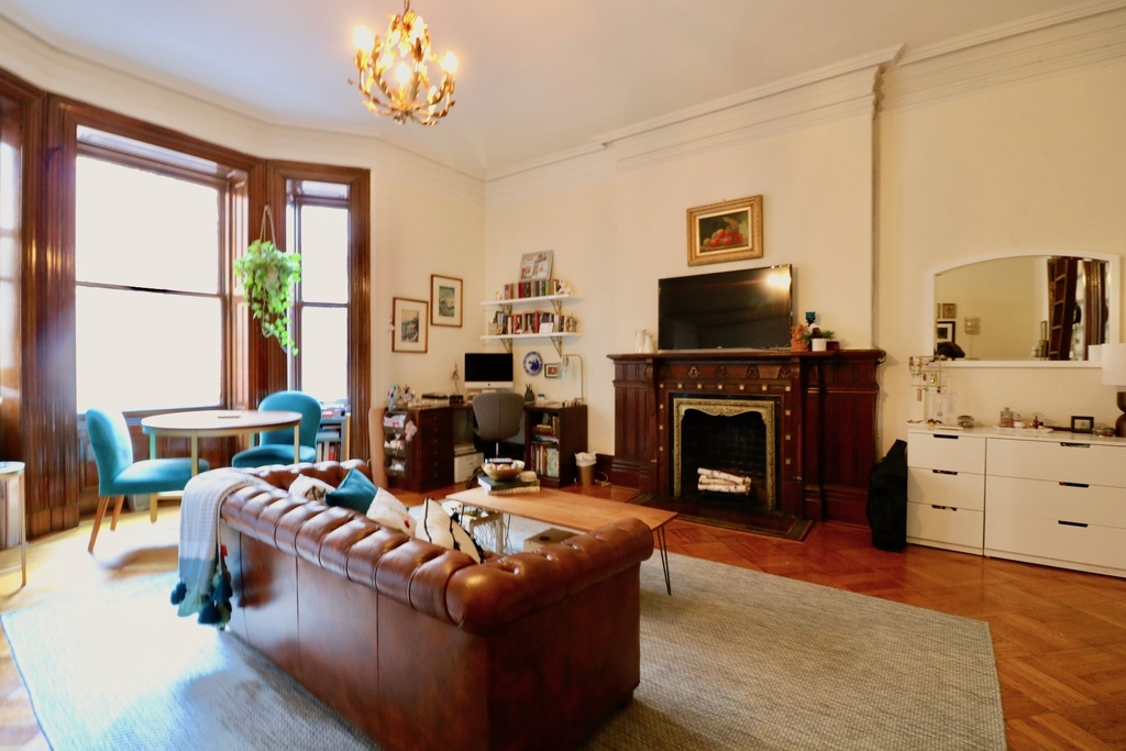 47 West 73rd Street - Photo 4