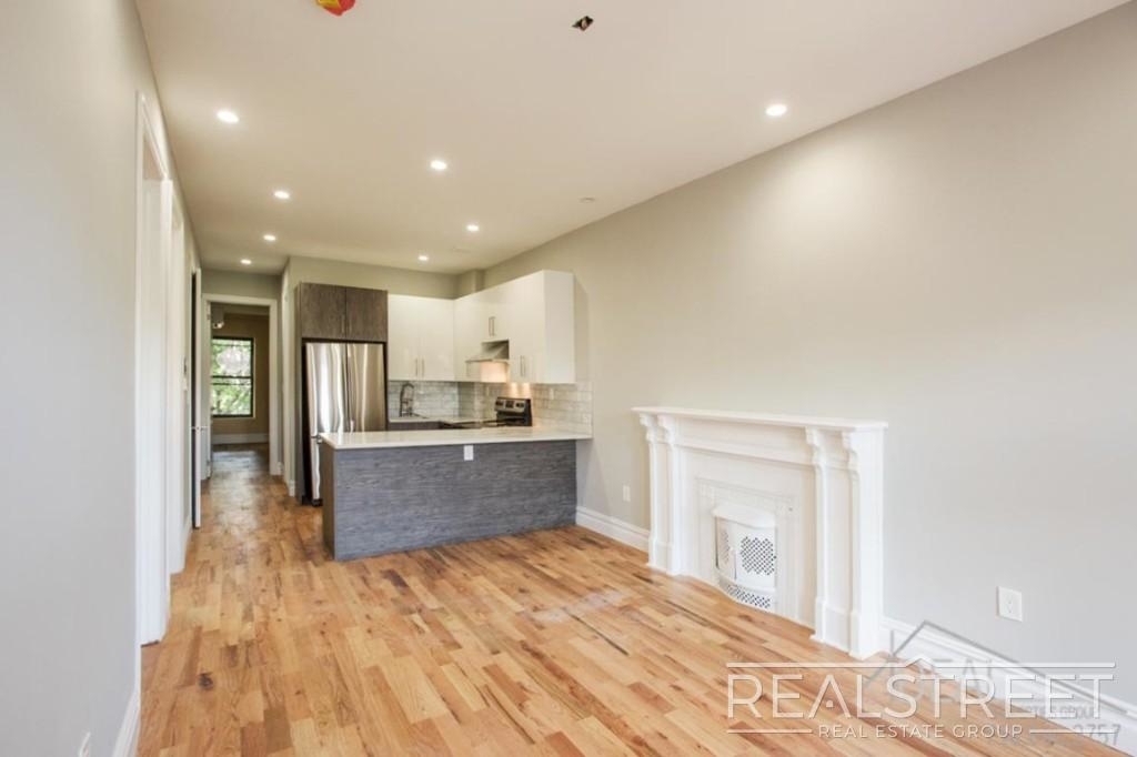 1233 Dean Street - Photo 1