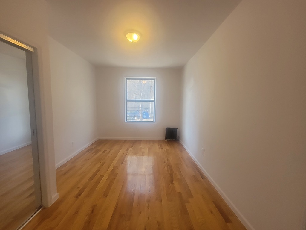 145 Vermilyea Avenue - Photo 6