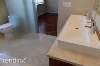 1635 W Cortland St Apt 201 - Photo 5