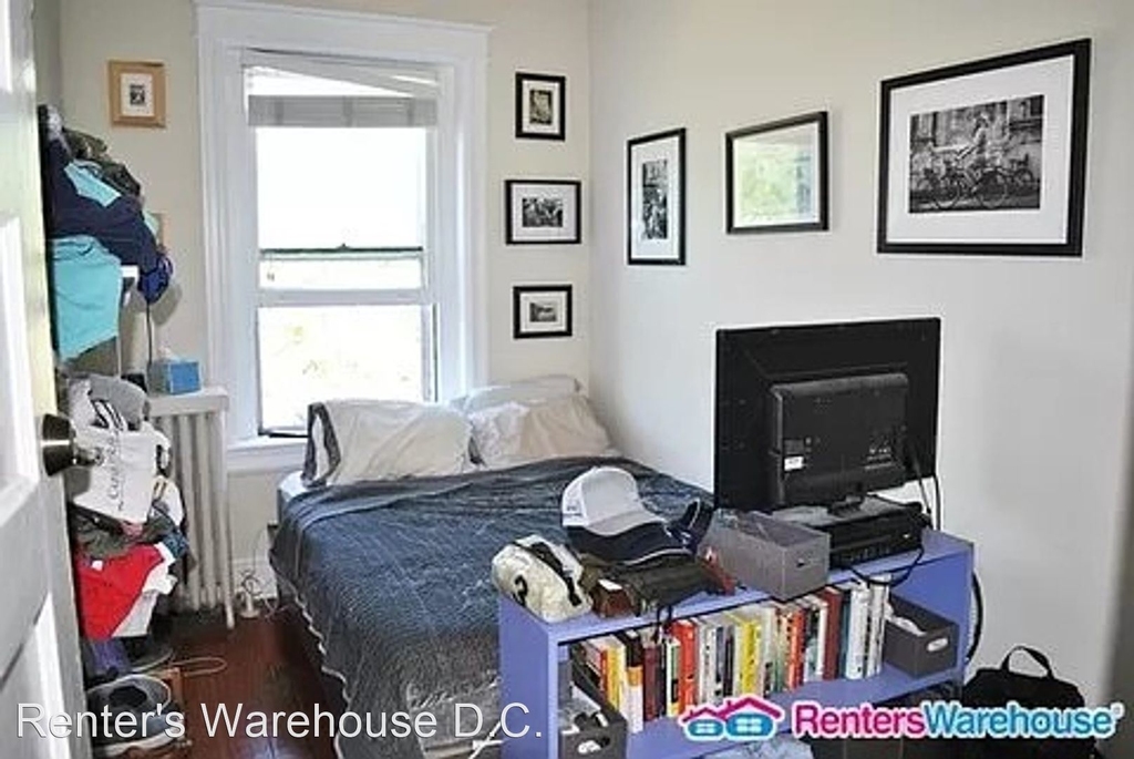 1660 Irving Street Nw Unit A - Photo 4